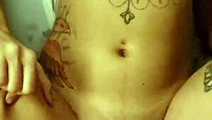 i love licking that pretty brazilian pussy of evelyn buarque in our quick rimjob session