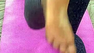 check out my wet pussy flashing during this early morning workout session