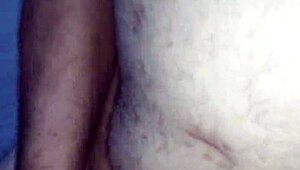 Naked near the road! Desnudo cerca de la carretera!