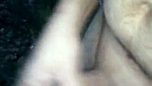 Naked near the road! Desnudo cerca de la carretera!