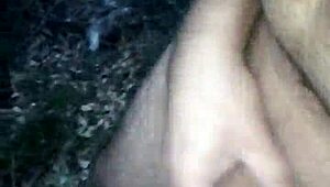 Naked near the road! Desnudo cerca de la carretera!