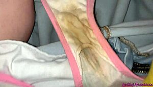 Curvy Babe's Hot Pee Flows From Pierced Pussy Solo