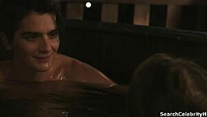 Gaby Hoffmann And Cherry Jones Appear In Transparent Series From 2014 To 2015