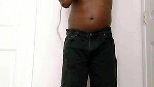 I love finding that extra time to shave and masturbate privately, feel free to join in too!