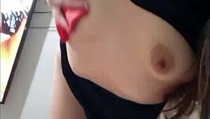 oh wow, this cachonda latina teen is showing off her small tits in homemade style