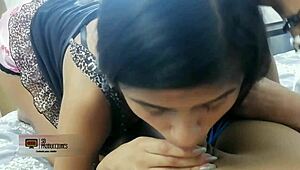 Какво ако тази 18-годишна сте сестра споделя леглото ми и я чукам на четири отзад?