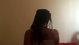Du er min amatør ebony-prinsesse som rir interracial kuk som proff