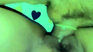 Pinay Hot Gets Fucked By Baguettez In Emotional Family Encounter