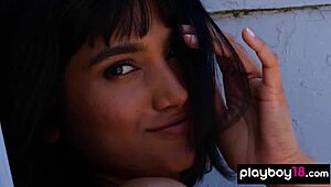 Er Angel Constance Fræk?