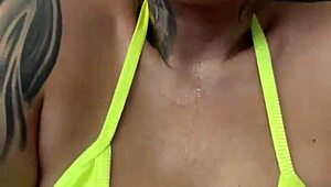 training in tiny bikini at copacabana gym got me so wet and horny, nearly kicked out