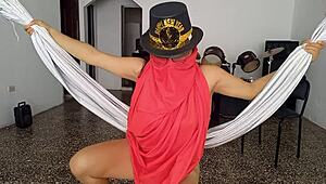 İtaatkâr Hintli kılığında dar orospu amımı azdırdım.