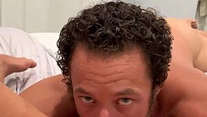 Emma, give me that romantic oral pleasure with your mouth