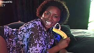 Ho provato la banana seconda nel mio provino POV con tette naturali grosse