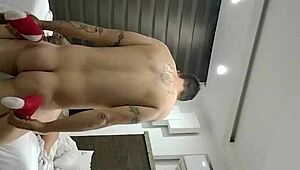 Ik neuk mijn zus in het hotel voor deel twee met erik92.