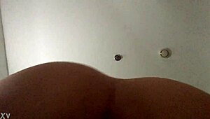 Chinese Girlfriend Riding Wild!