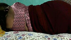 Sanjana Aunty Showing Her Ass In A Maroon Saree While Acting As Housewife And Mother In Law