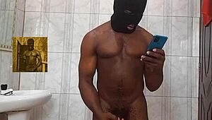 Pornashubby masturbates solo in bathroom after rounds with sugar mummy!