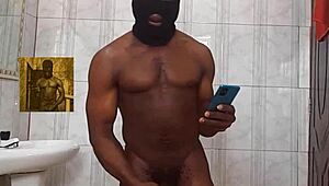 Pornashubby masturbates solo in bathroom after rounds with sugar mummy!