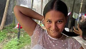 Dios Mio, Publico Estudiante Lets Her Professor Fuck Her After Catching Her With Clothes In The Backyard!