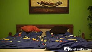 i uh, feel so incredible fingering myself like this while on camera