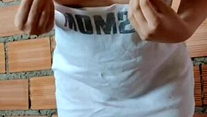 hey that peruanita arrecha sent me her pack such a linda morrita in this homemade video