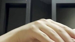 Bichleg02 Video Clip