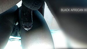 Min submissive elsker med stor rumpe river klær under forspill så tar kuk til han kummer inni meg