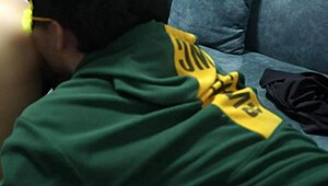 licking that pure girl's sweet and fragrant pussy in ultimate freshness!