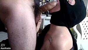 I sucked my Argentine stepbrother's 20 cm monster cock, feeling every inch in this curvy Latina session.