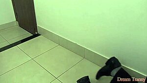 Sexy transsexual Larissa Emanuelli takes deep assfucking with hot creampie