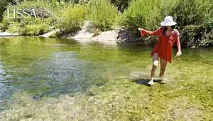 We were just walking outdoors when this amateur Latina couple started flashing and fucking with blowjobs. Suddenly interrupted, but ended with the best cum on her wet ass.