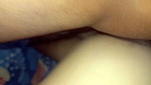 Warum tut mir der Arsch weh, aber ich will deinen großen Schwarzen Schwanz noch tiefer rein, Lover?