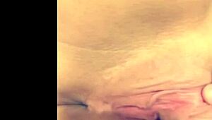 preview of this new chick with short hair from the usa.