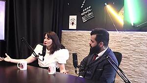 Lady Snow and Lord Kenobi dominate with BDSM arm fisting in this Brazilian interracial swingers casting interview outdoors.