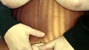 Watch This Horny Novinha Masturbate Wildly! She Rips Her Pants From Intense Lust After Gym Workout