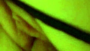 Ukrainian amateur brunette with tattoos handles big cock in homemade session