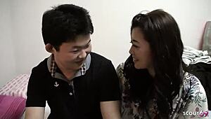 Японска милфа я подлъгват на amateur MMF трийсам от млад 18+ и стари мъже в uncensored JAV