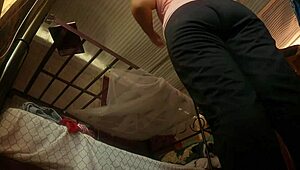 regresaba de bañarse la putita y la grabé a escondidas que ganas tengo de cogerte putita