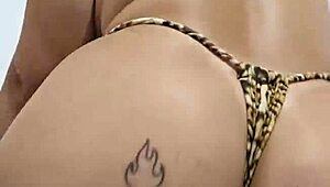 I'm so horny, come here and cum on my tits and armpits, I can't wait