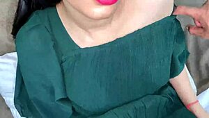 How Does Desi Jaat Fuck Hot Indian Girl For The First Time?