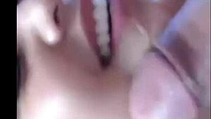 Cumshot to my gf! 😈