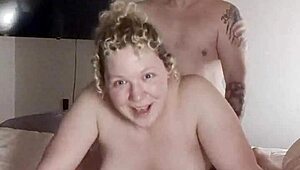 Chubby Amateur Couple Kisses And Fucks Doggystyle With Wet Creampie