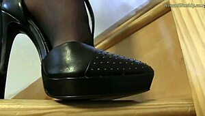 in the office, this bitch knelt down to lick the shoes thoroughly, savoring every moment of submission