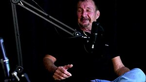 Gravou com o ted o ex-presidente getúlio vargas é primo da mãe quer comer as novinhas e fez o sofá na mansão - carlos urach watch on sheer red