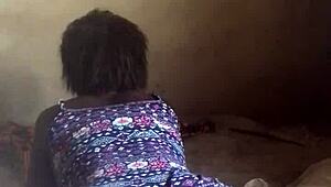 Warum den ganzen Tag im Zimmer versauern, du verrückte Schlampe, wenn draußen echter Spaß wartet?