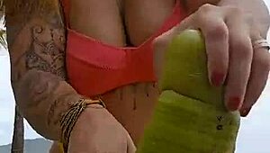 on the beach i'm just making up excuses to flash and show off my big pussy in this exhibitionist moment