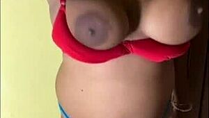 Indian XXX Pee Pissing Video in Clear Hindi