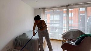 Desperate Amateurs Kimmy Mila And Misty Get Pussies Stretched