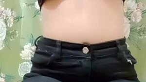 oh wow this beautiful indian girl is totally enjoying fingering her tight pussy so much 🔥💦