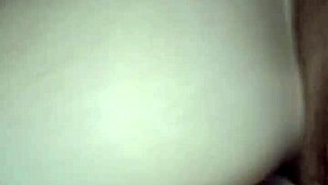 surpresa inesperada no encontro do tinder com sogra em casa e sexo proibido nas escadas muito tesão